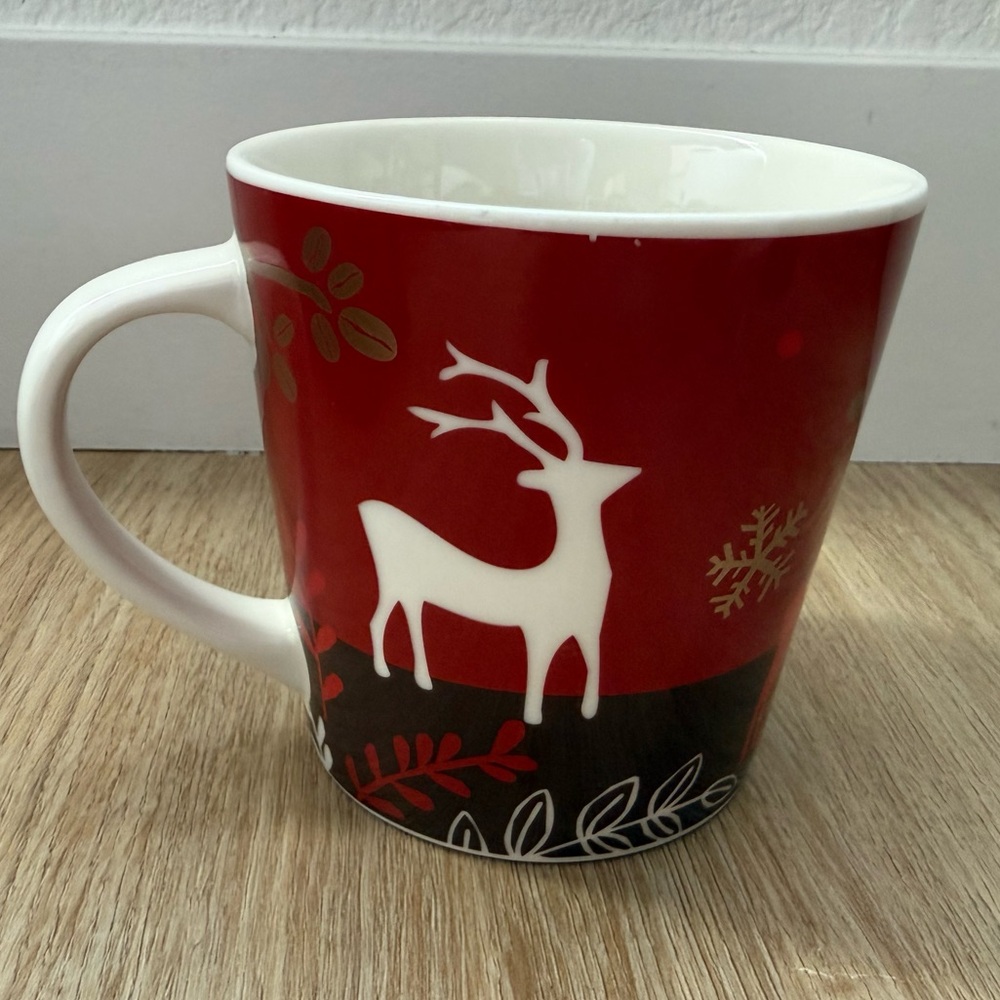 Starbucks Holiday Reindeer Mug Red White Coffee Cup Bone China 2009